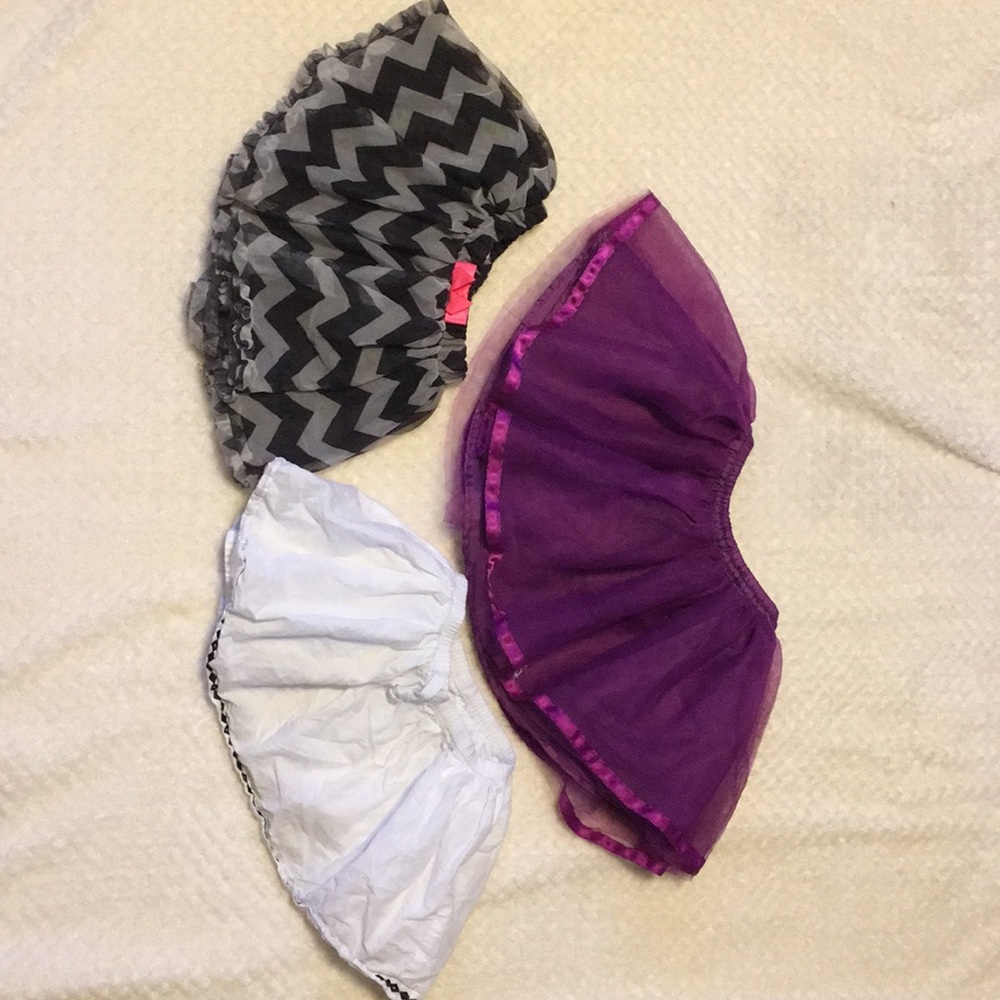 Gymboree girls girls skirts sizes 2-3